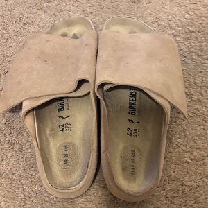 Birkenstock Women's Tan Suede Slides